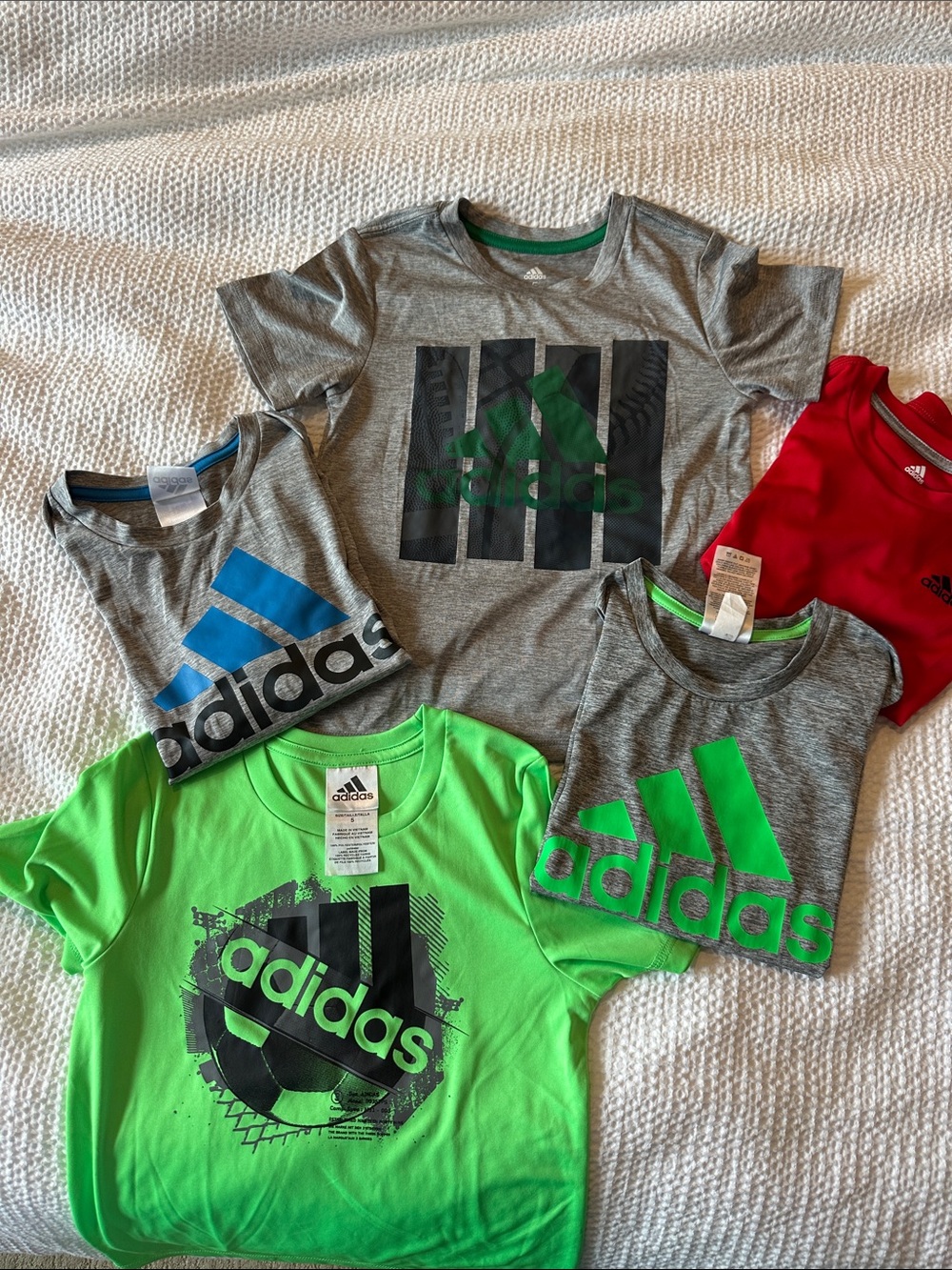 adidas boys size 5 all dri fit tshirt bundle